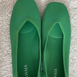 Vivaya Margot square toe green ballerina flats size 6,5